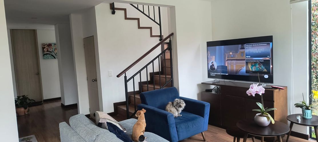Casa de 4 alcobas en venta en Fonquetá, Cota, 241 m² · foto 4 de 19