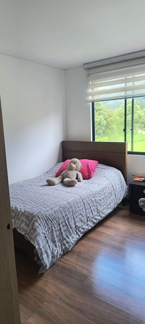 Casa de 4 alcobas en venta en Fonquetá, Cota, 241 m² · foto 6 de 19