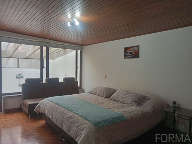 Casa de 5 alcobas en venta en Santa Bibiana, Bogotá, 444 m² · foto 10 de 20
