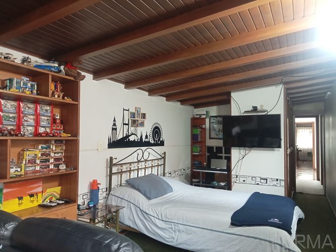 Casa de 5 alcobas en venta en Santa Bibiana, Bogotá, 444 m² · foto 12 de 20
