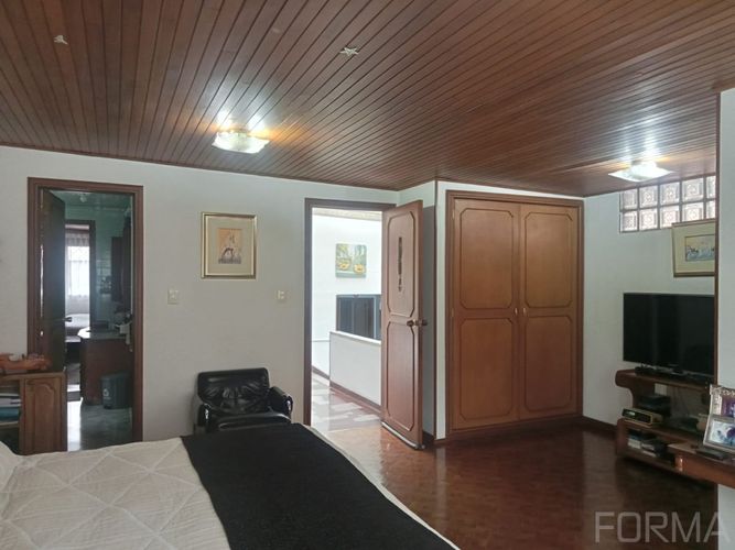 Casa de 5 alcobas en venta en Santa Bibiana, Bogotá, 444 m² · foto 15 de 20