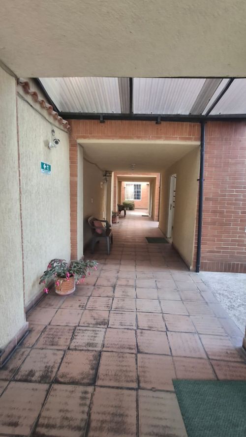 Apartamento de 11 alcobas en venta en Laura Vicuña, Chía, 341 m² · foto 4 de 24