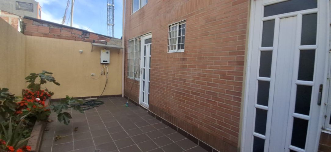 Apartamento de 11 alcobas en venta en Laura Vicuña, Chía, 341 m² · foto 14 de 24