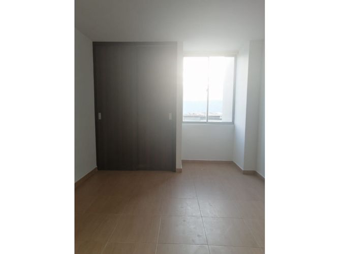 Apartamento de 2 alcobas en venta en San Francisco, Bucaramanga, 45 m² · foto 5 de 12