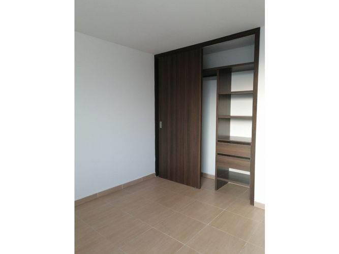 Apartamento de 2 alcobas en venta en San Francisco, Bucaramanga, 45 m² · foto 7 de 12