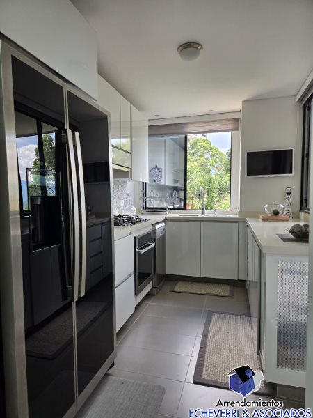 Apartamento en Venta en Loma de las brujas, Envigado