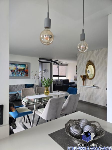 Apartamento en venta en Loma De Las Brujas, Envigado · foto 6 de 16