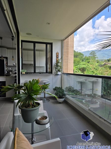 Apartamento en venta en Loma De Las Brujas, Envigado · foto 8 de 16