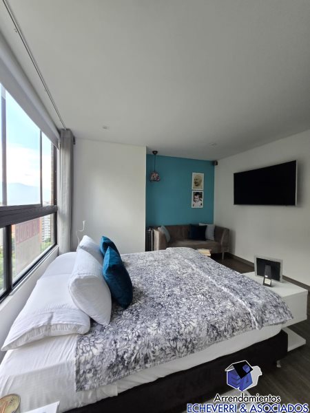 Apartamento en venta en Loma De Las Brujas, Envigado · foto 10 de 16
