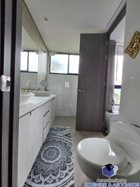 Apartamento en venta en Loma De Las Brujas, Envigado · foto 13 de 16
