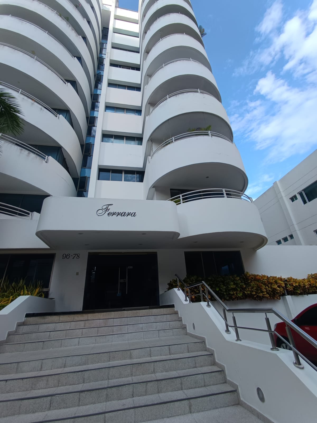 Apartamento en venta en Altos De Riomar, Barranquilla · foto 2 de 23