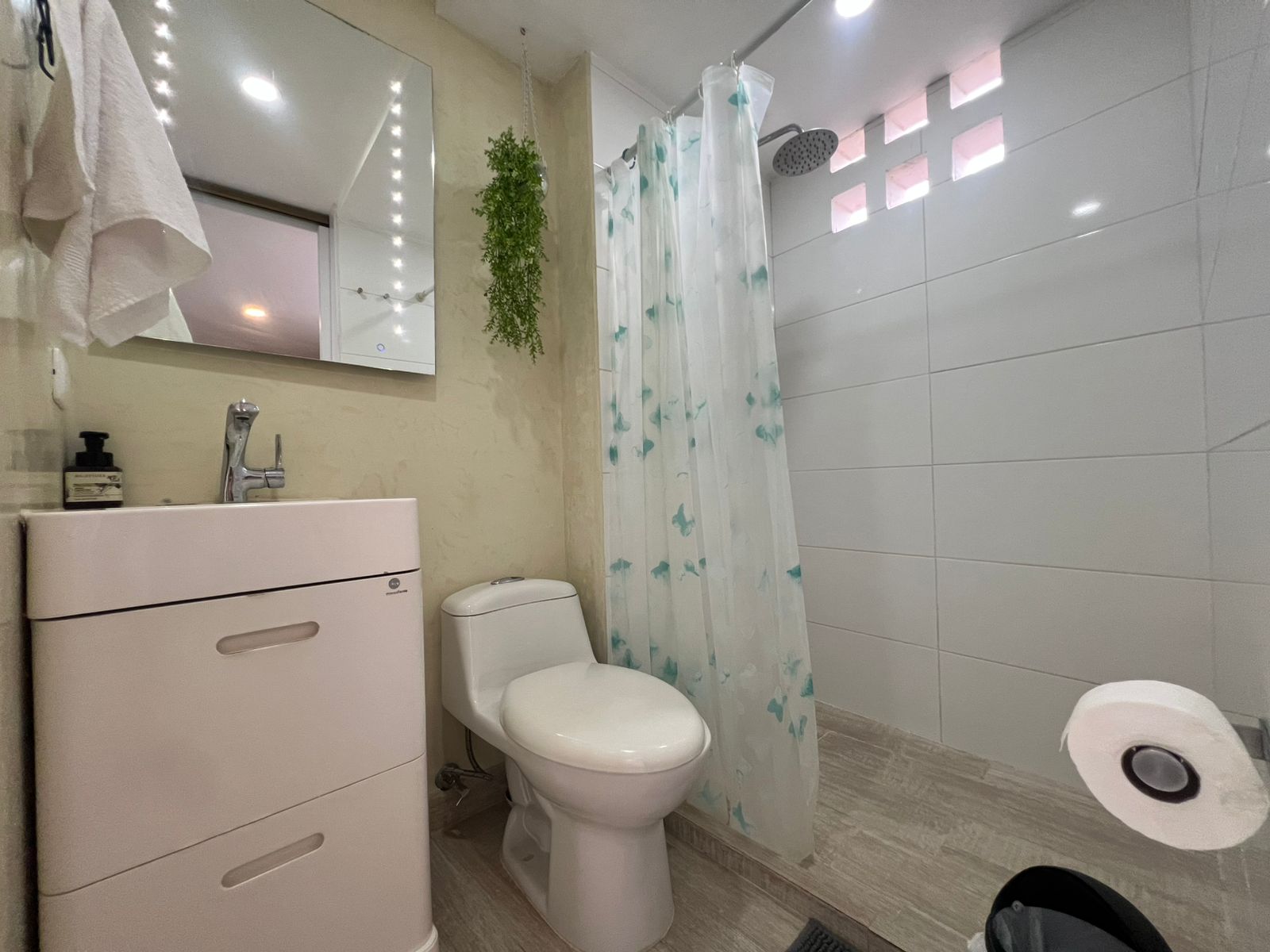 Apartamento en arriendo en El Poblado, Medellín · foto 13 de 15