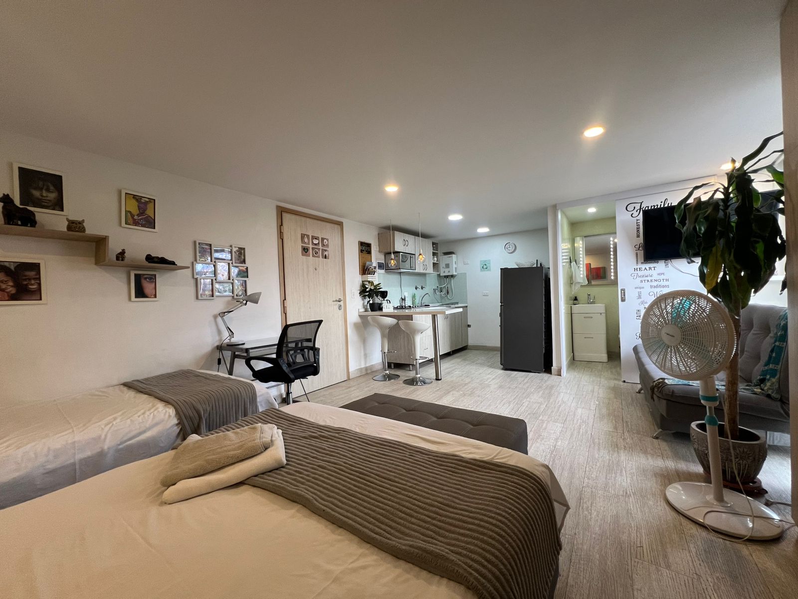 Apartamento en arriendo en El Poblado, Medellín · foto 5 de 15