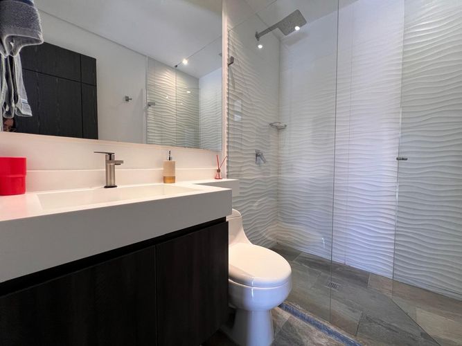 Casa de 5 alcobas en venta en Cabeceras De Llanogrande, Rionegro, 400 m² · foto 15 de 20