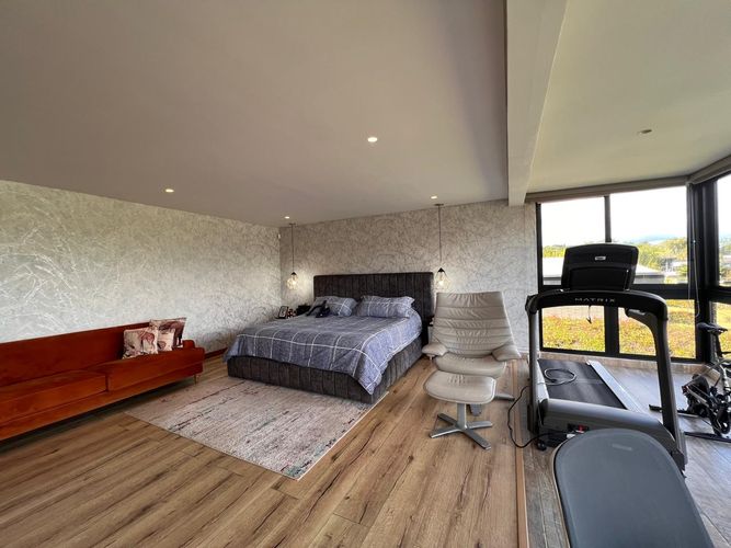 Casa de 5 alcobas en venta en Cabeceras De Llanogrande, Rionegro, 400 m² · foto 9 de 20