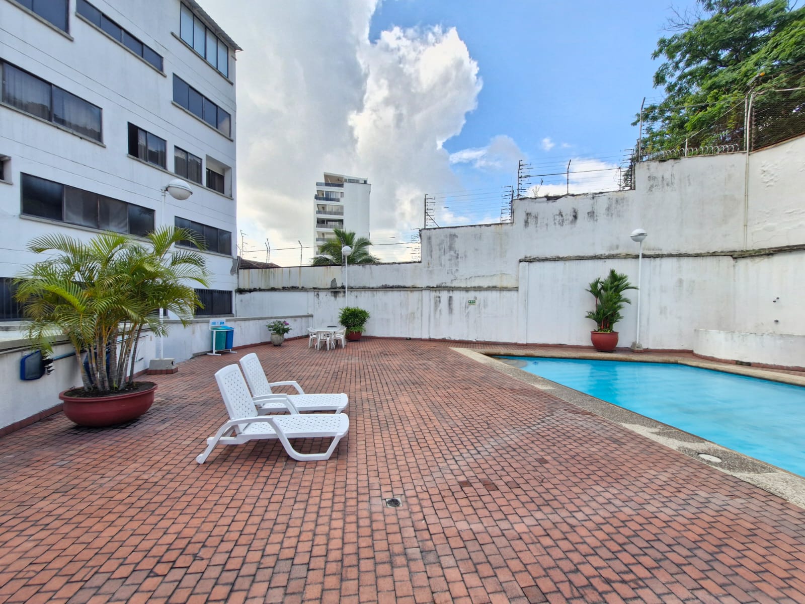 Apartamento en venta en Santa Monica, Cali · foto 18 de 19