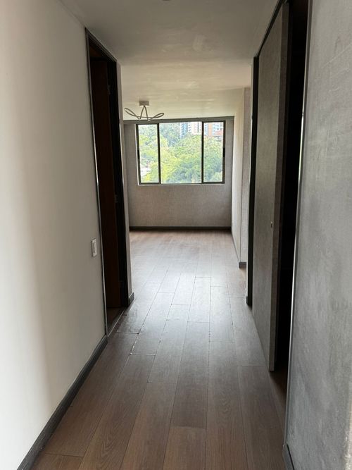 Apartamento de 3 alcobas en venta en Los Balsos, Medellín, 140 m² · foto 16 de 24