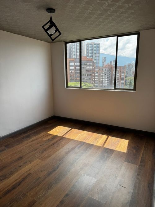 Apartamento de 3 alcobas en venta en Los Balsos, Medellín, 140 m² · foto 15 de 24