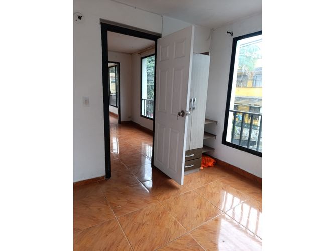 Casa de 3 alcobas en venta en Santa Lucia, Medellín, 90 m² · foto 6 de 15