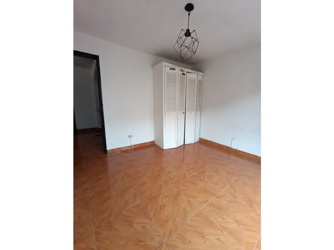 Casa de 3 alcobas en venta en Santa Lucia, Medellín, 90 m² · foto 7 de 15