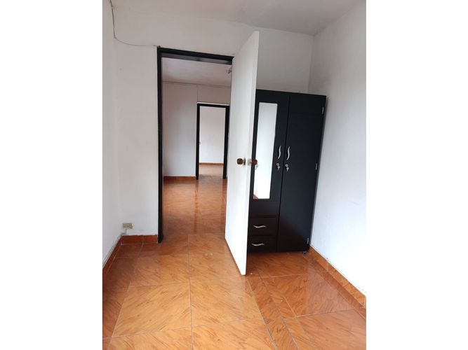 Casa de 3 alcobas en venta en Santa Lucia, Medellín, 90 m² · foto 8 de 15