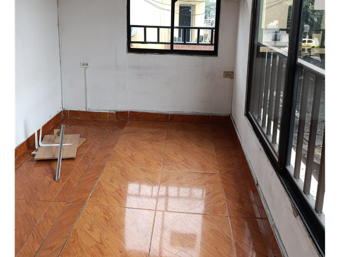 Casa de 3 alcobas en venta en Santa Lucia, Medellín, 90 m² · foto 10 de 15