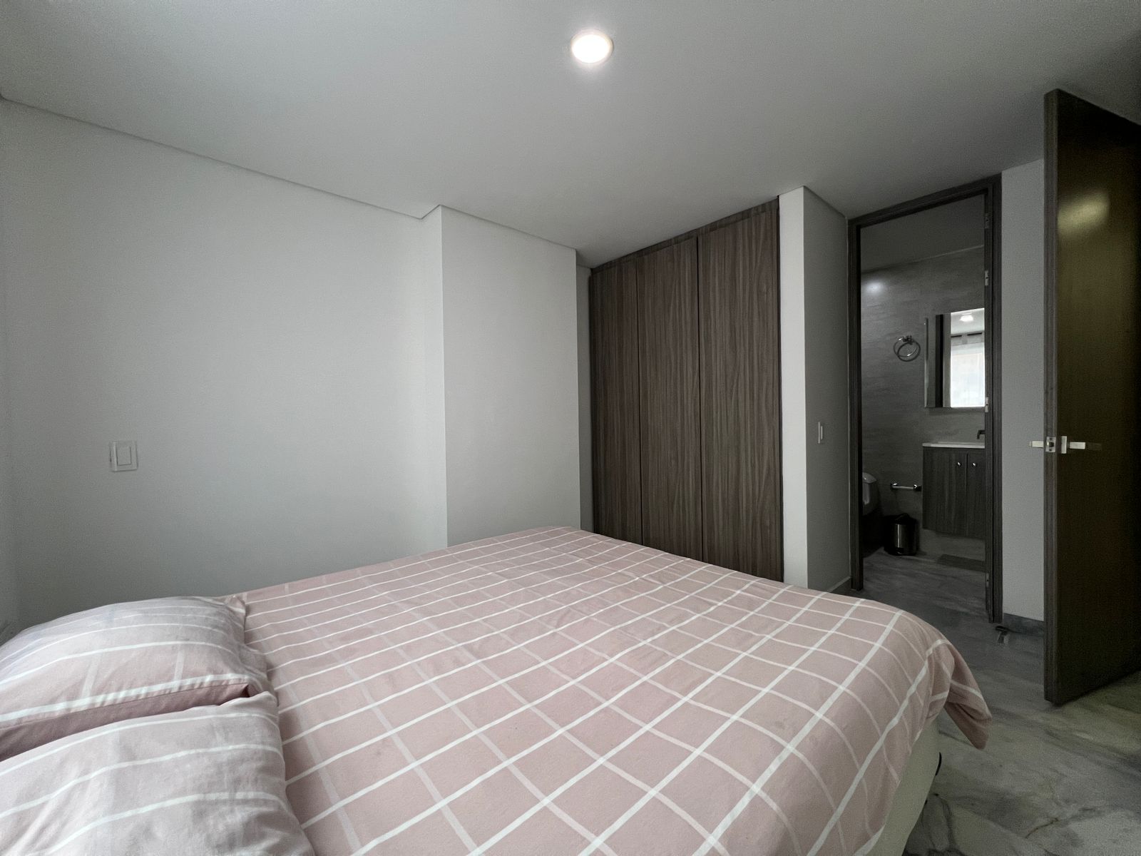Apartamento en arriendo en Laureles, Medellín · foto 9 de 18