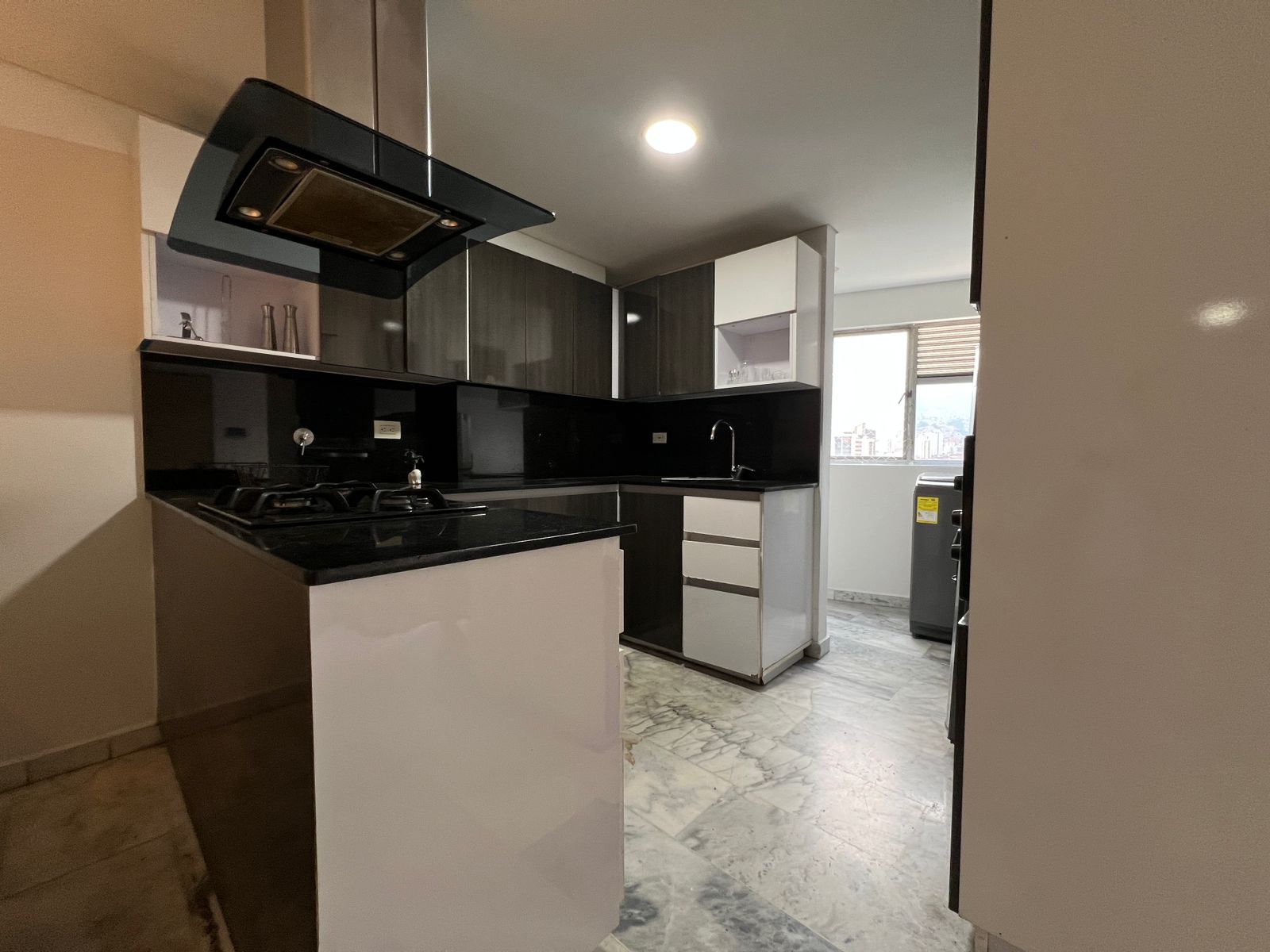 Apartamento en arriendo en Laureles, Medellín · foto 5 de 18
