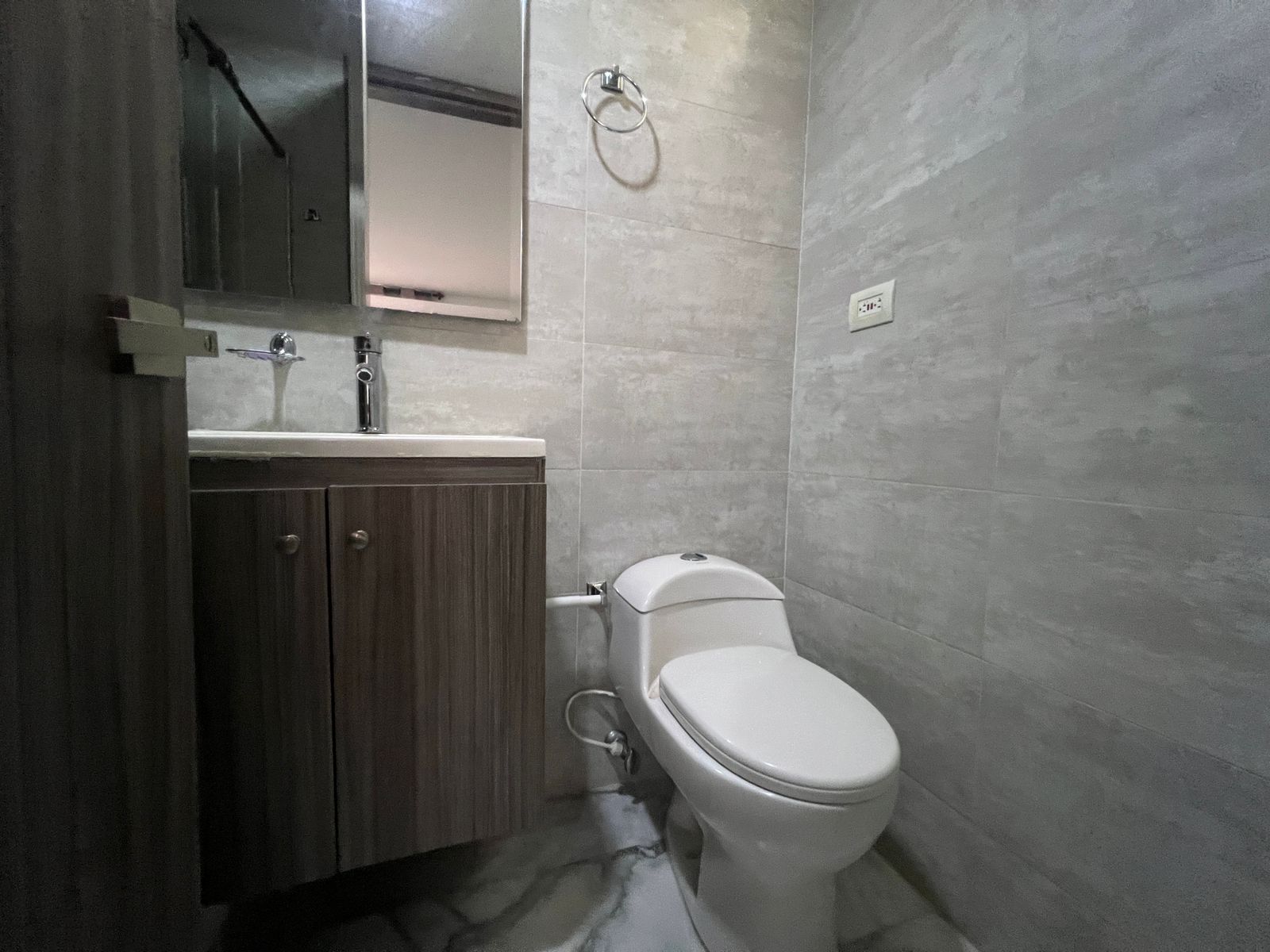 Apartamento en arriendo en Laureles, Medellín · foto 17 de 18