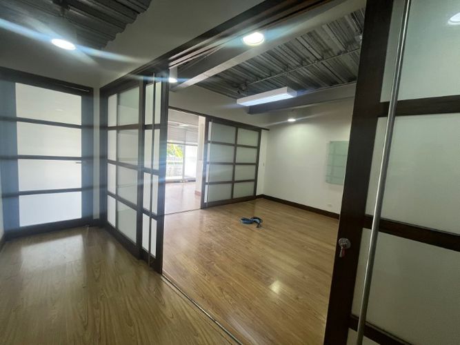 Oficina en arriendo en El Poblado, Medellín, 100 m² · foto 5 de 12