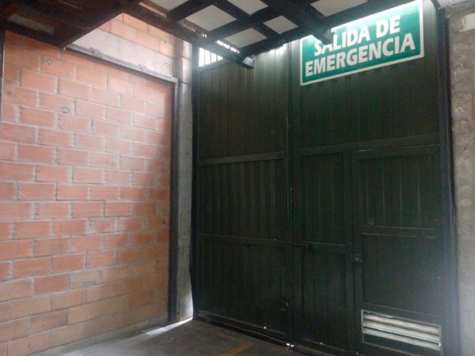 Bodega en arriendo en Las Vegas, Envigado, 640 m² · foto 11 de 11