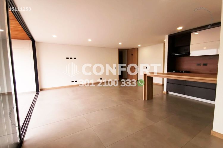Apartamento de 3 alcobas en arriendo en La Castellana, Medellín, 108 m² · foto 3 de 24