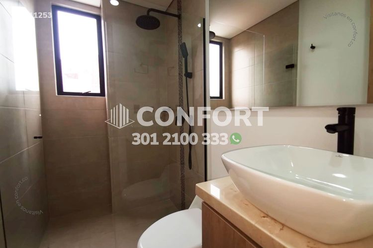 Apartamento de 3 alcobas en arriendo en La Castellana, Medellín, 108 m² · foto 16 de 24