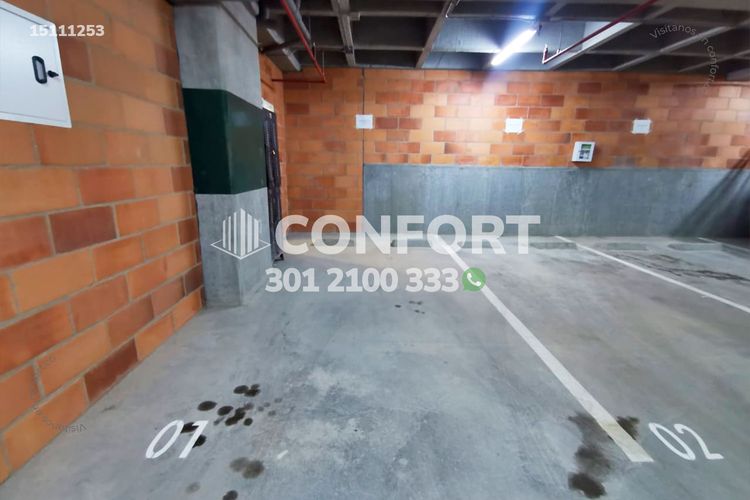 Apartamento de 3 alcobas en arriendo en La Castellana, Medellín, 108 m² · foto 22 de 24