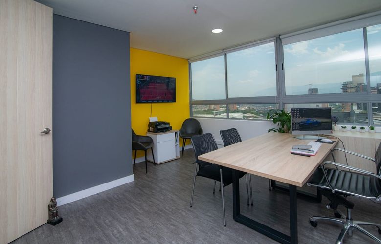 Oficina en arriendo en Aliadas Del Sur, Sabaneta, 38 m² · foto 4 de 5