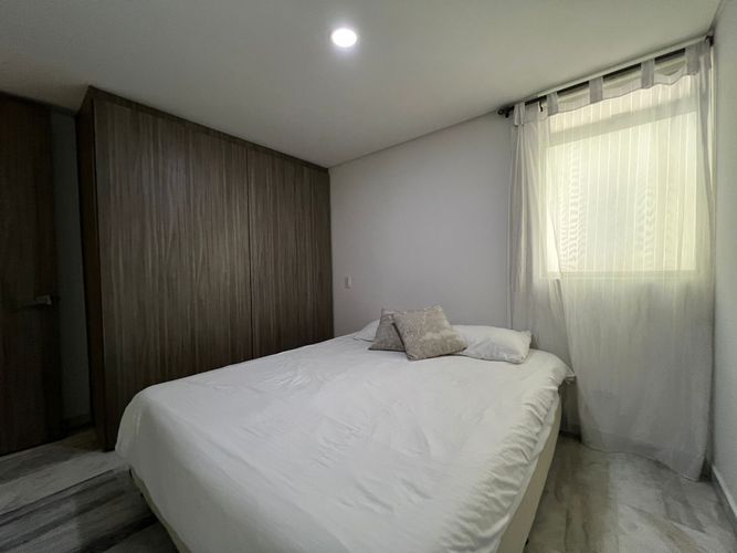 Apartamento de 3 alcobas en arriendo en Laureles, Medellín, 105 m² · foto 10 de 18