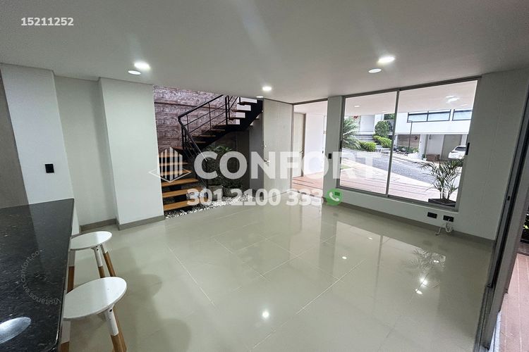 Casa de 3 alcobas en venta en Loma Del Esmeraldal, Envigado, 162 m² · foto 3 de 23
