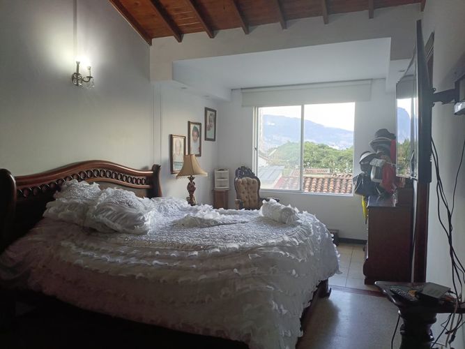 Casa de 4 alcobas en venta en Belén, Medellín, 125 m² · foto 7 de 17