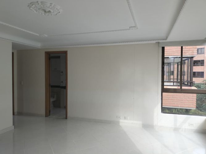 Apartamento de 4 alcobas en arriendo en El Poblado, Medellín, 260 m² · foto 8 de 20