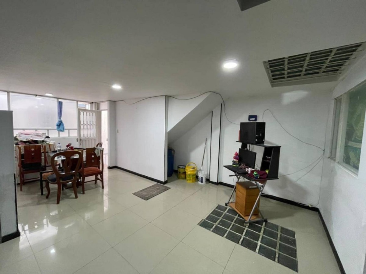 Casa en venta en Versalles Fontibon, Bogotá · foto 6 de 19