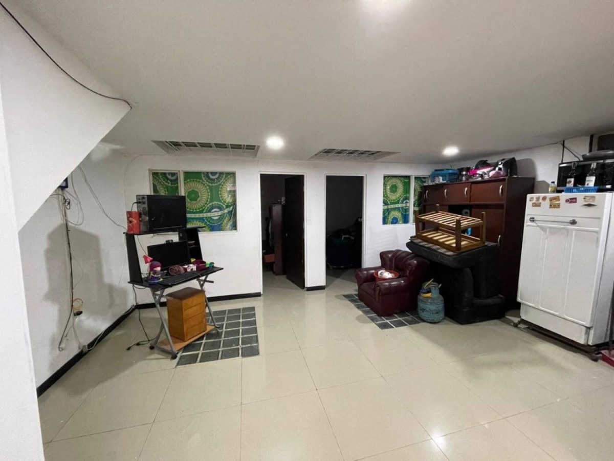 Casa en venta en Versalles Fontibon, Bogotá · foto 7 de 19