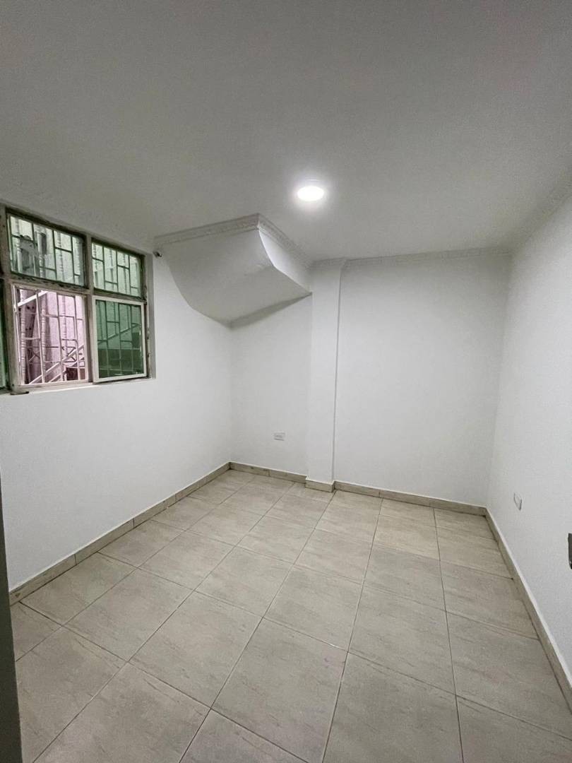 Casa en venta en Versalles Fontibon, Bogotá · foto 10 de 19