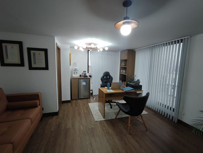 Consultorio en venta en La Arboleda, Manizales, 23 m² · foto 3 de 9