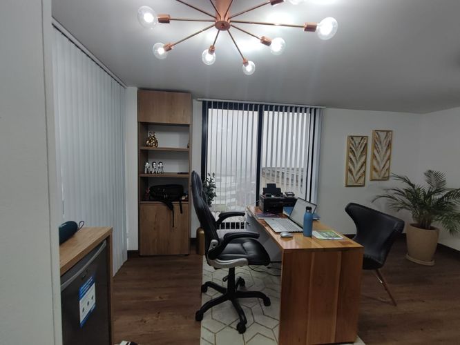 Consultorio en venta en La Arboleda, Manizales, 23 m² · foto 7 de 9