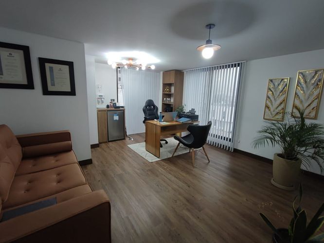 Consultorio en venta en La Arboleda, Manizales, 23 m² · foto 8 de 9