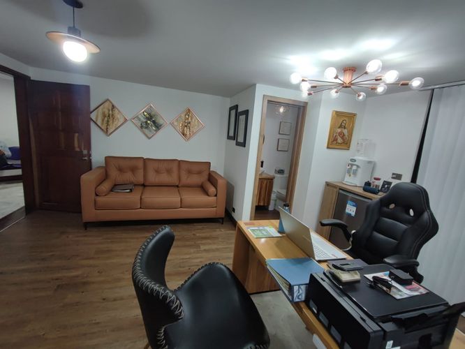 Consultorio en venta en La Arboleda, Manizales, 23 m² · foto 6 de 9