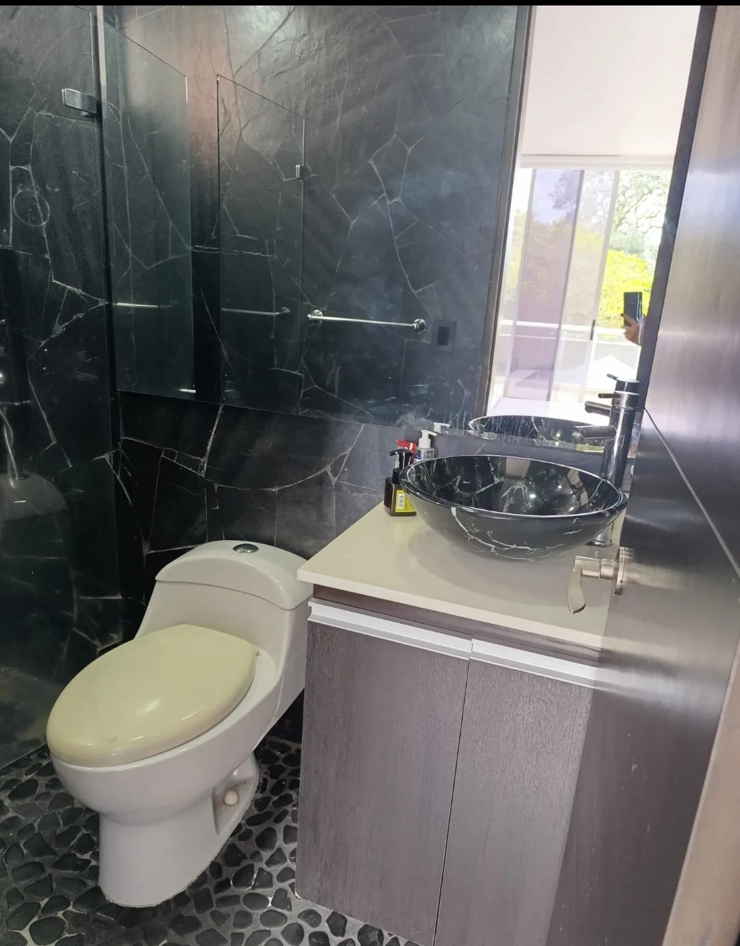 Apartamento en venta en Loma Del Esmeraldal, Envigado · foto 17 de 24