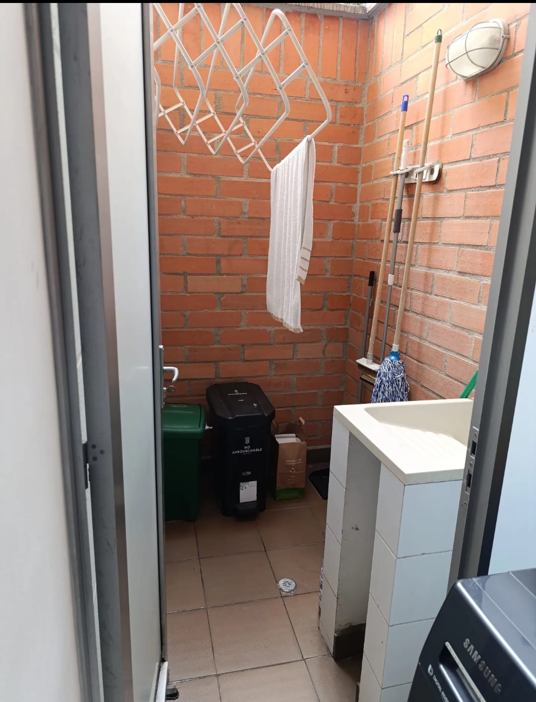 Apartamento en venta en Loma Del Esmeraldal, Envigado · foto 2 de 24