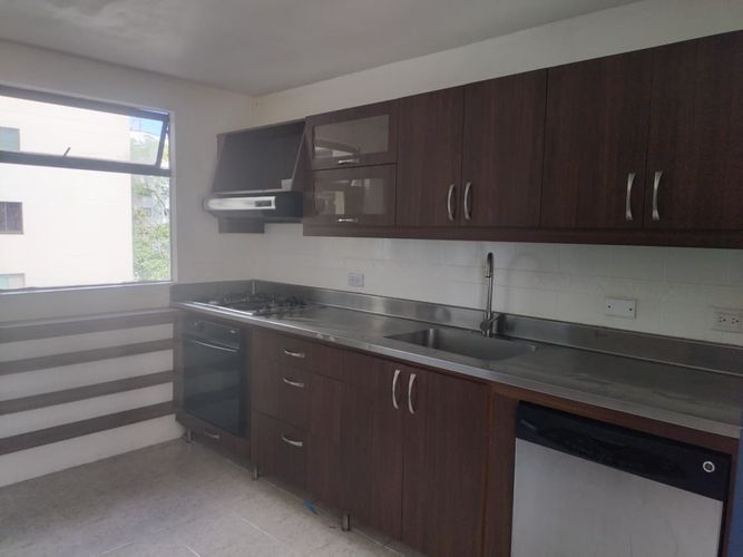 Apartamento de 4 alcobas en arriendo en Alejandría, Medellín, 143 m² · foto 7 de 19