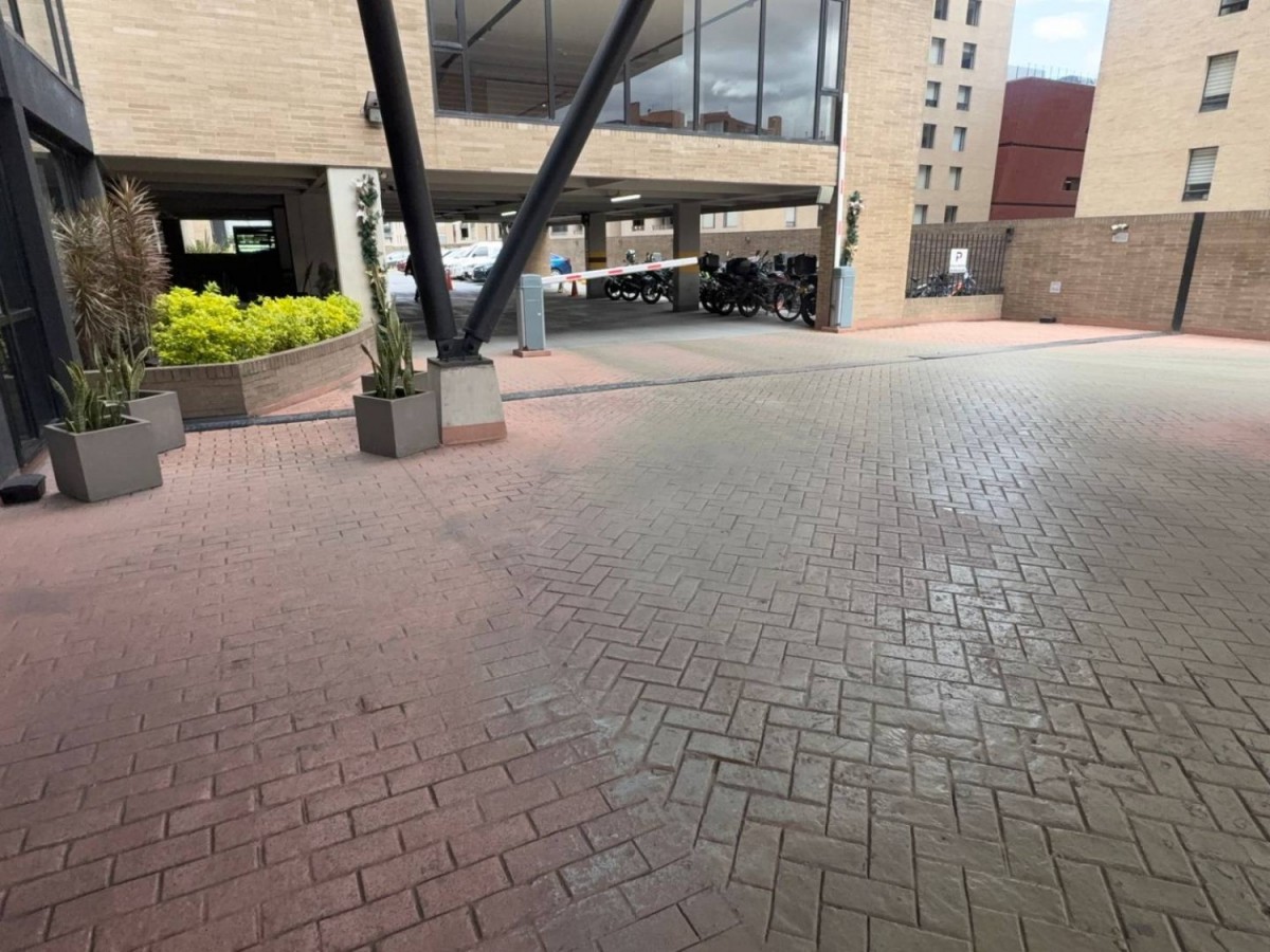 Apartamento en venta en Ciudad Salitre, Bogotá · foto 19 de 22